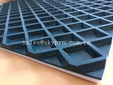 低雑音平らなグリップ ベルト ポリ塩化ビニールPUのコンベヤー ベルトの高い引張強さ