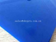 濃紺ポリウレタンPUのコンベヤー ベルトのための平らなスカート シートの工業生産ラインPUのゴム製スカート板