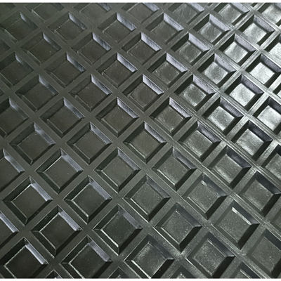 グリッドパターン付き工業用PVCコンベアベルト フラット木材加工研磨機 カスタマイズ可能なOEMオプション